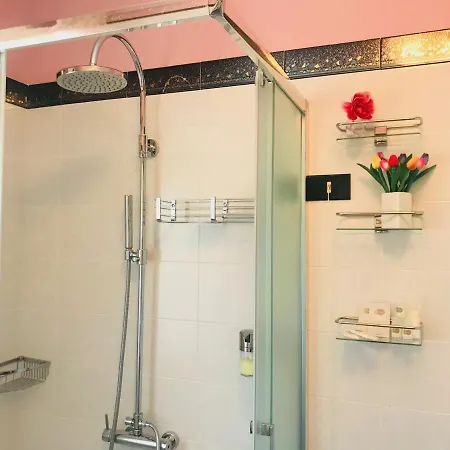 Apartament Westrinacria *